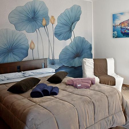 Casa Rina Appartement Ventimiglia Buitenkant foto